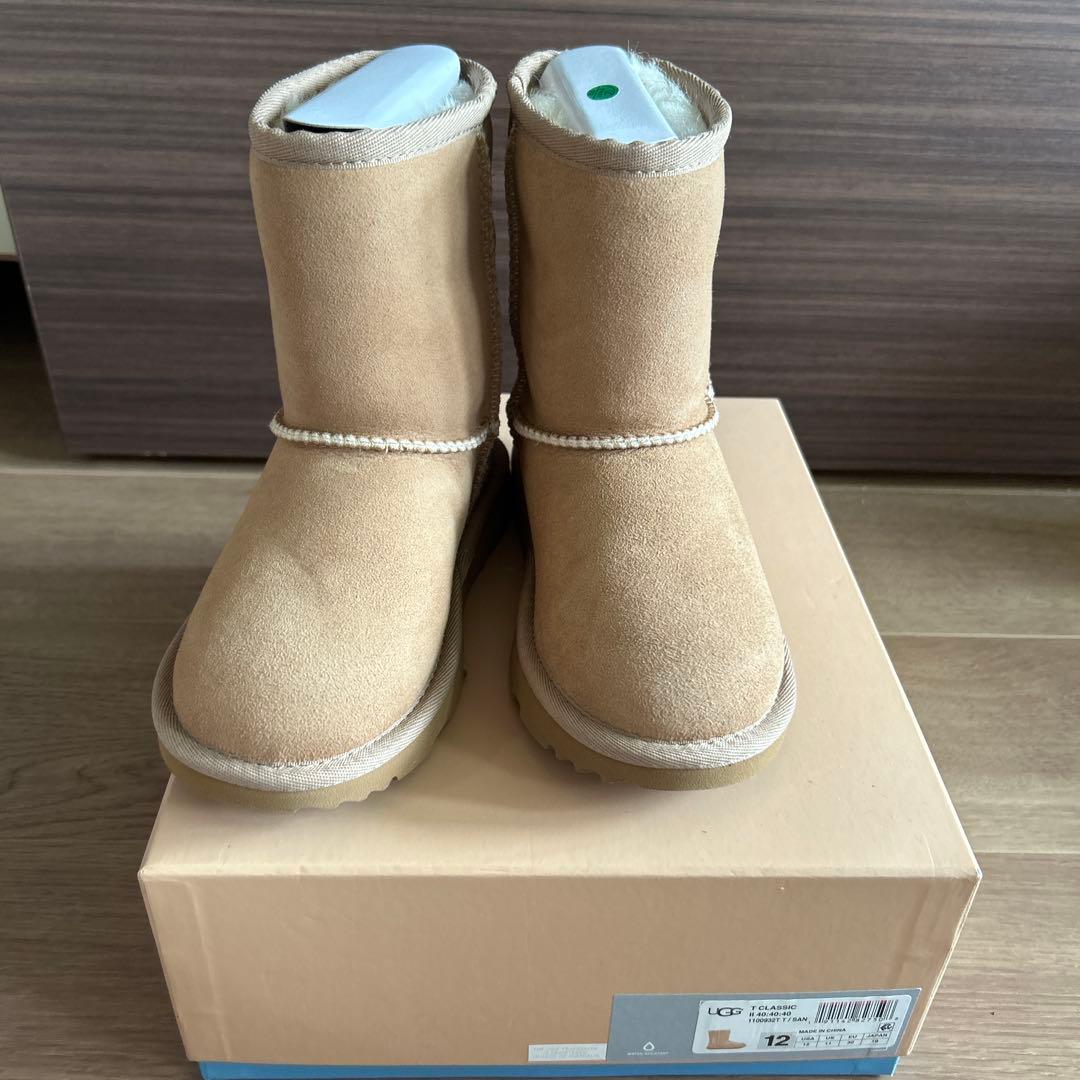 UGG クラシックブーツ ベージュ 19cm