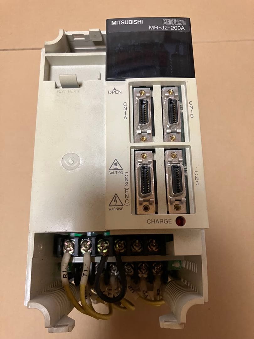 MITSUBISHI MR-J2-200A ACサーボ 720W