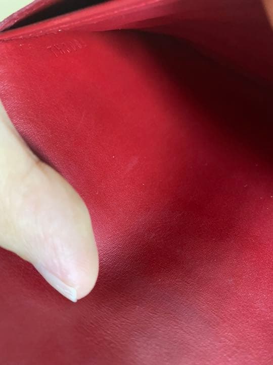 ルイヴィトン　ヴェルニ　レッド