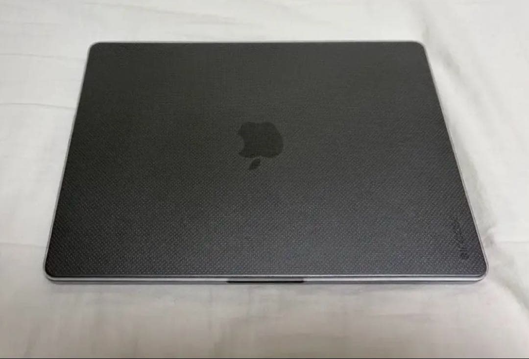 MacBook Pro 14インチ m4 usキーボード インケース付き