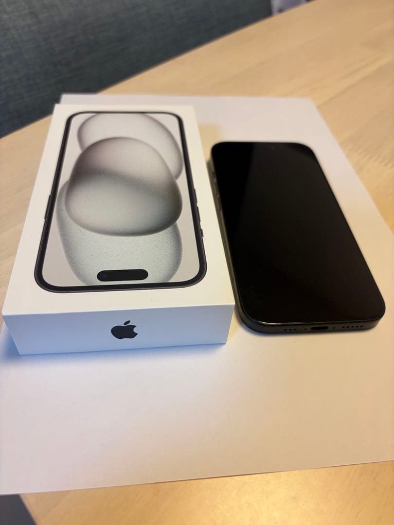 Apple iPhone 15 ブラック128G