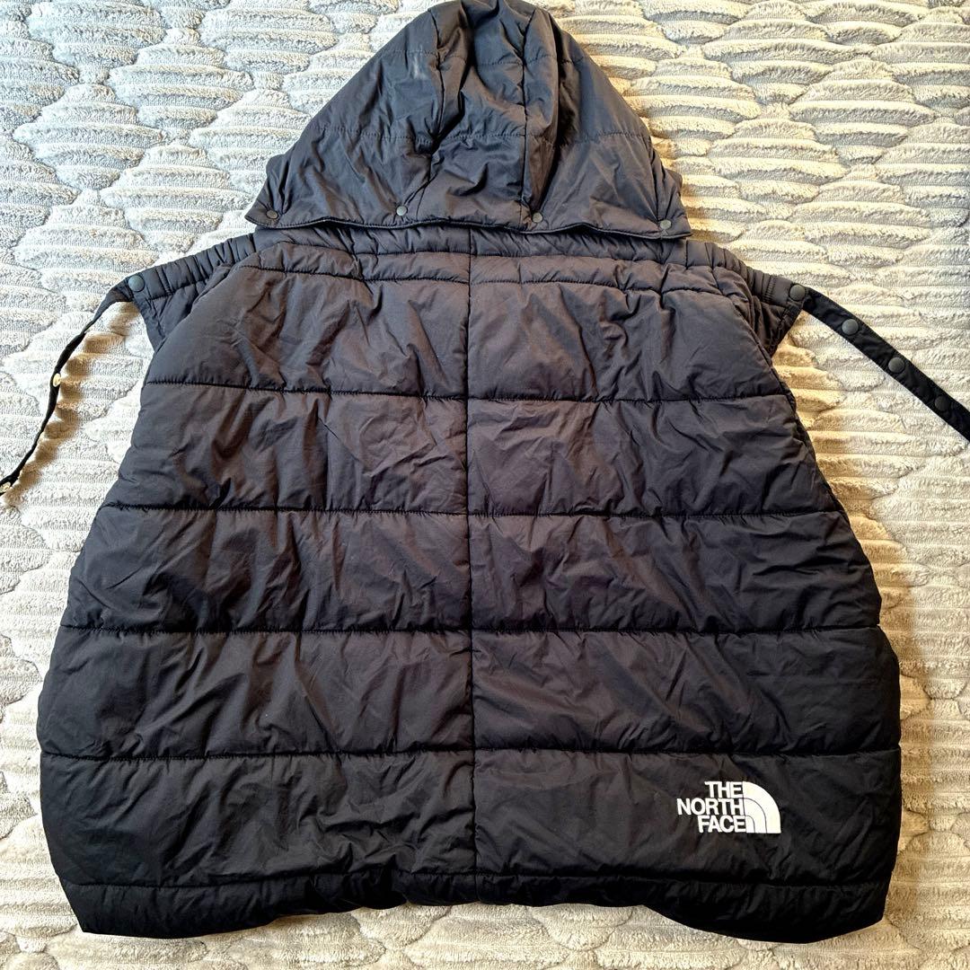 ノースフェイス　抱っこ紐ダウン　ケープ