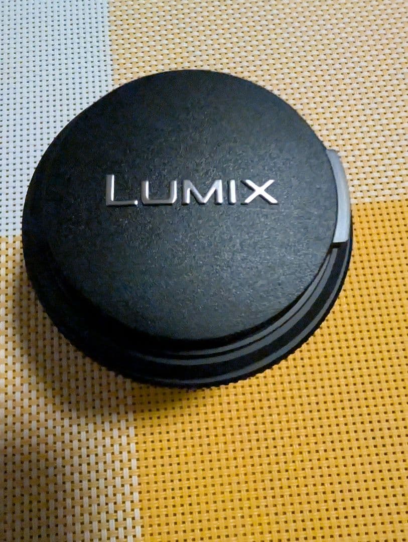 Panasonic Lumix f1.7 20mmm.単焦点レンズ