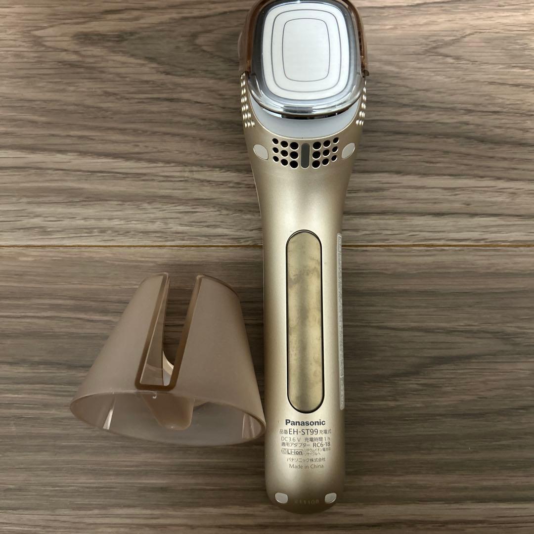 本体のみ 未使用に近い Panasonic EH-ST99 美顔器 ゴールド