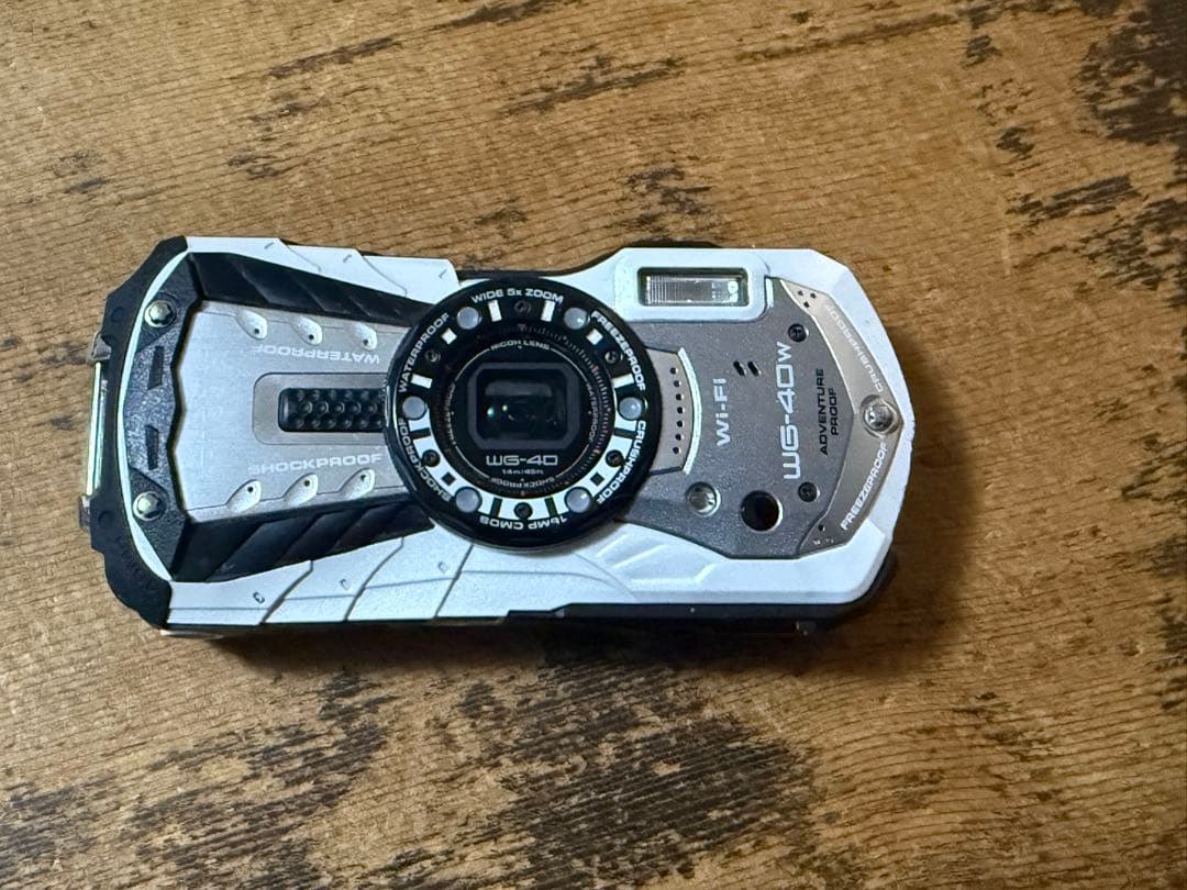 【中古】RICOH WG-40W コンパクトデジタルカメラ リコー (ホワイト)