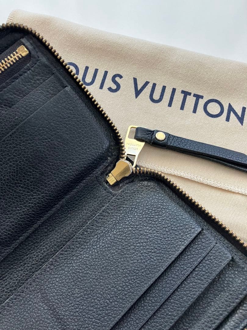 ルイヴィトン　長財布　黒