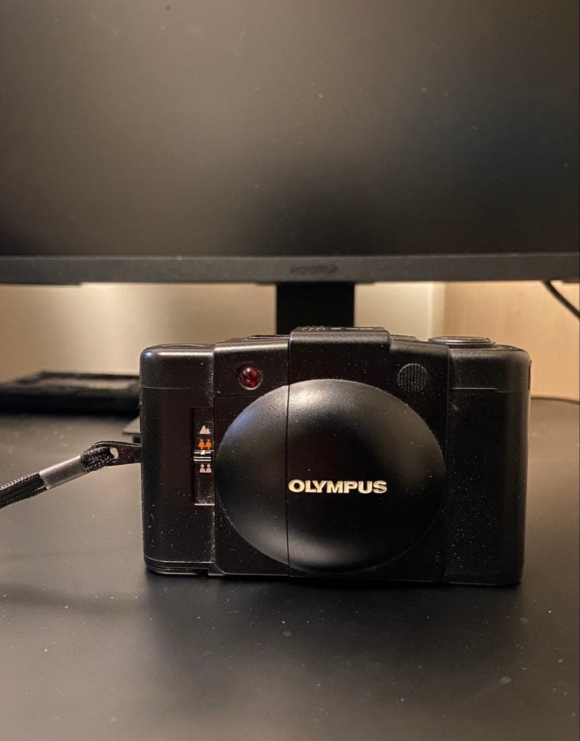 OLYMPUS XA2 フィルムカメラ (動作確認)