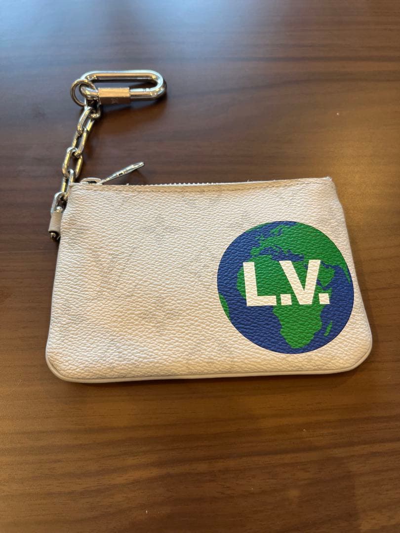 Louis Vuitton ケース 地球デザイン
