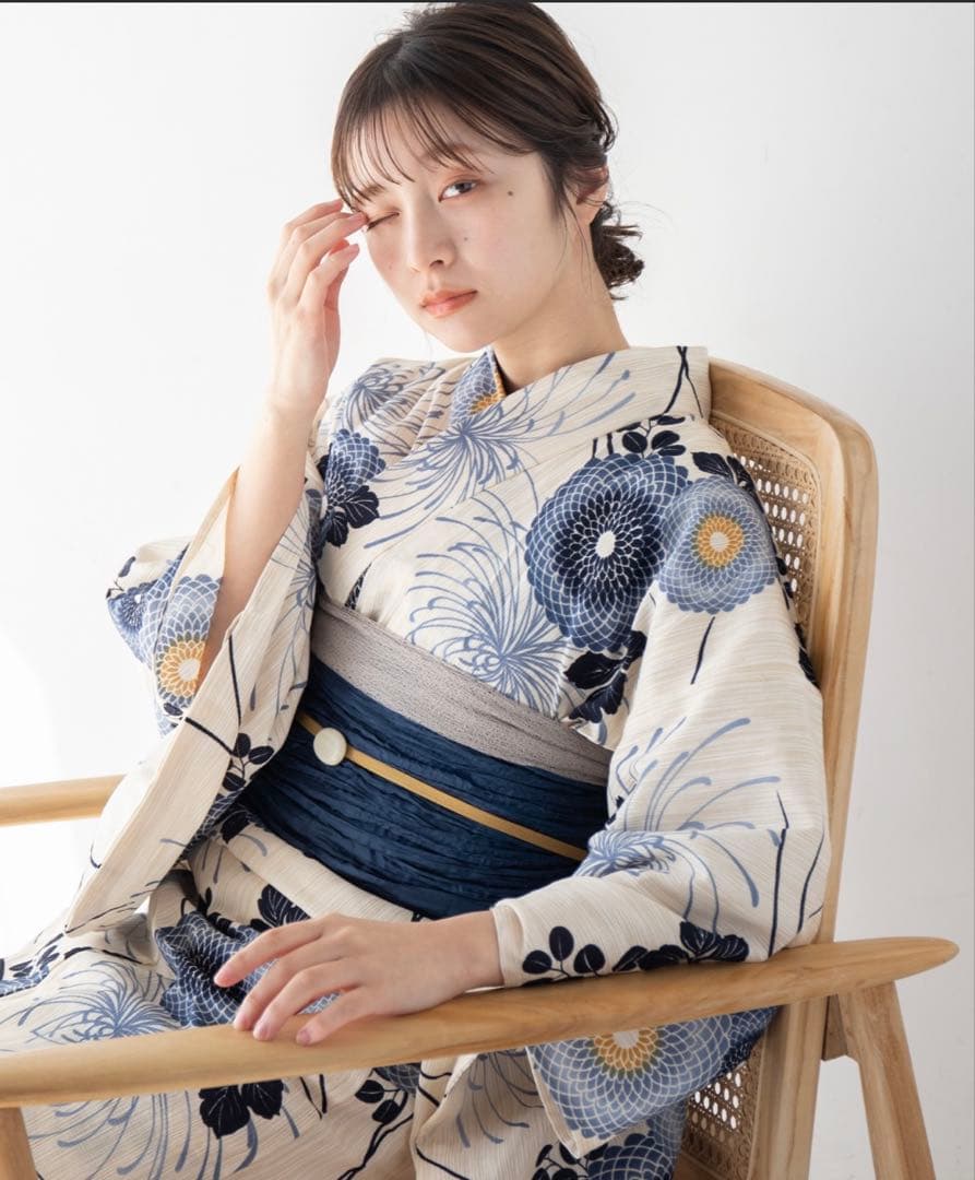 最終価格⭐️新品未使用未開封品　 ゆかた館グレース　人気浴衣M 5点セット下駄変更