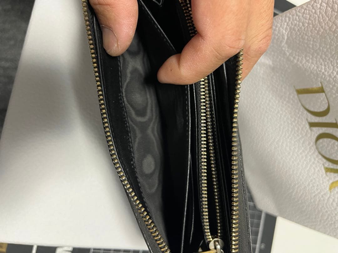 dior ラウンド長財布