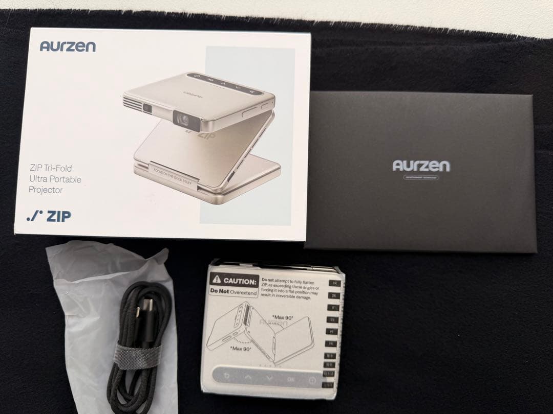 AURZEN ZIP Tri-Fold プロジェクター本体