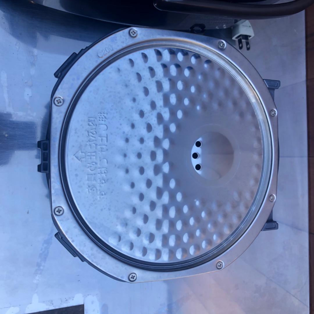 稼働品　ZOJIRUSHI 美品　IH炊飯器　5合炊き