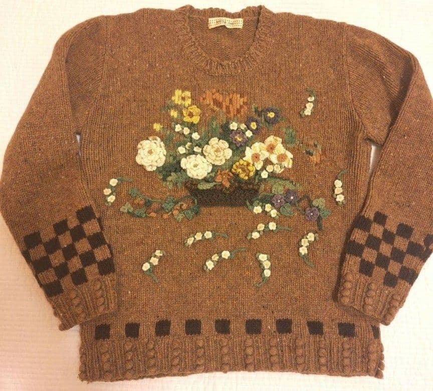 カネコイサオ　モチーフ花かご編み込み ニットセーター ブラウン