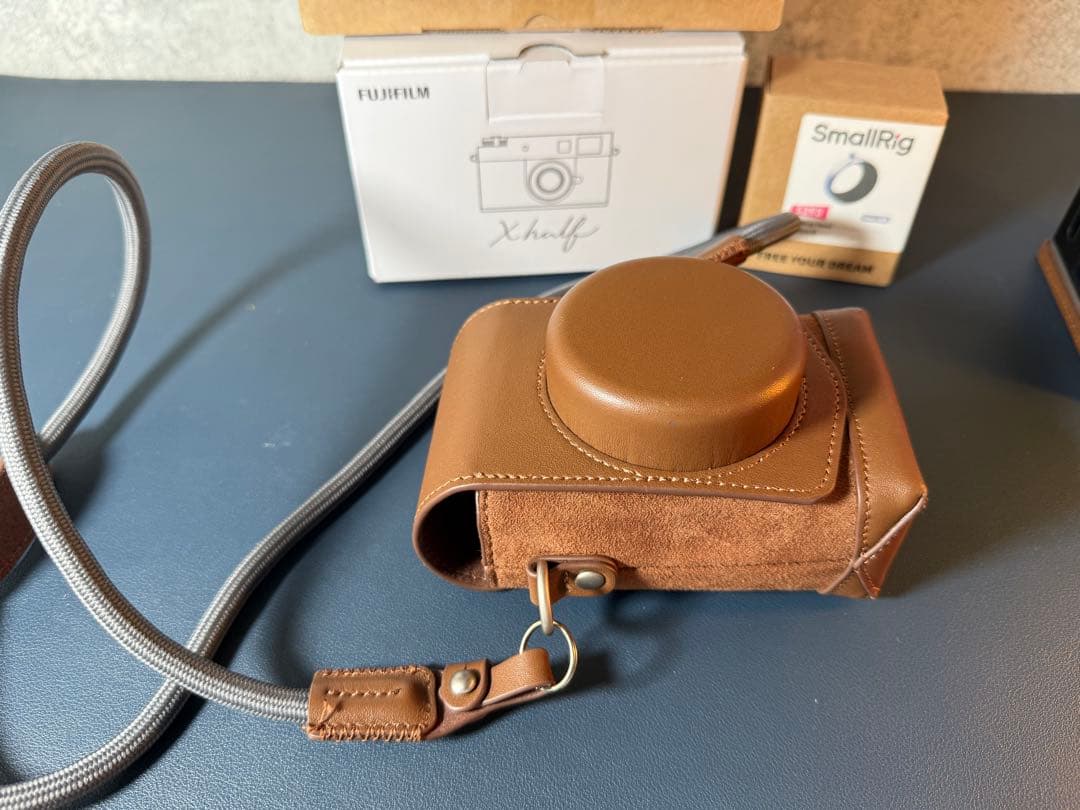 【10月23日迄値下げ中】FUJIFILM X half シルバーおまけ付