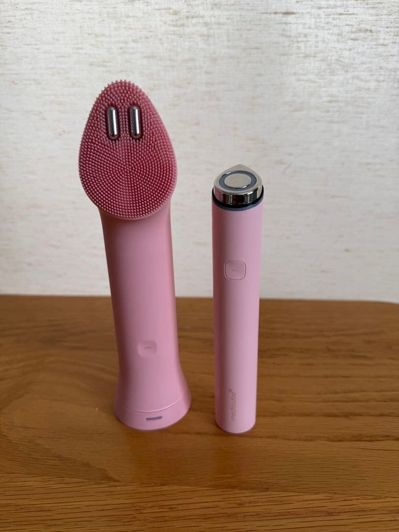 メディキューブ⭐︎AGE-R ブースタープロミニプラス⭐︎振動リフトクレンザーヘッド