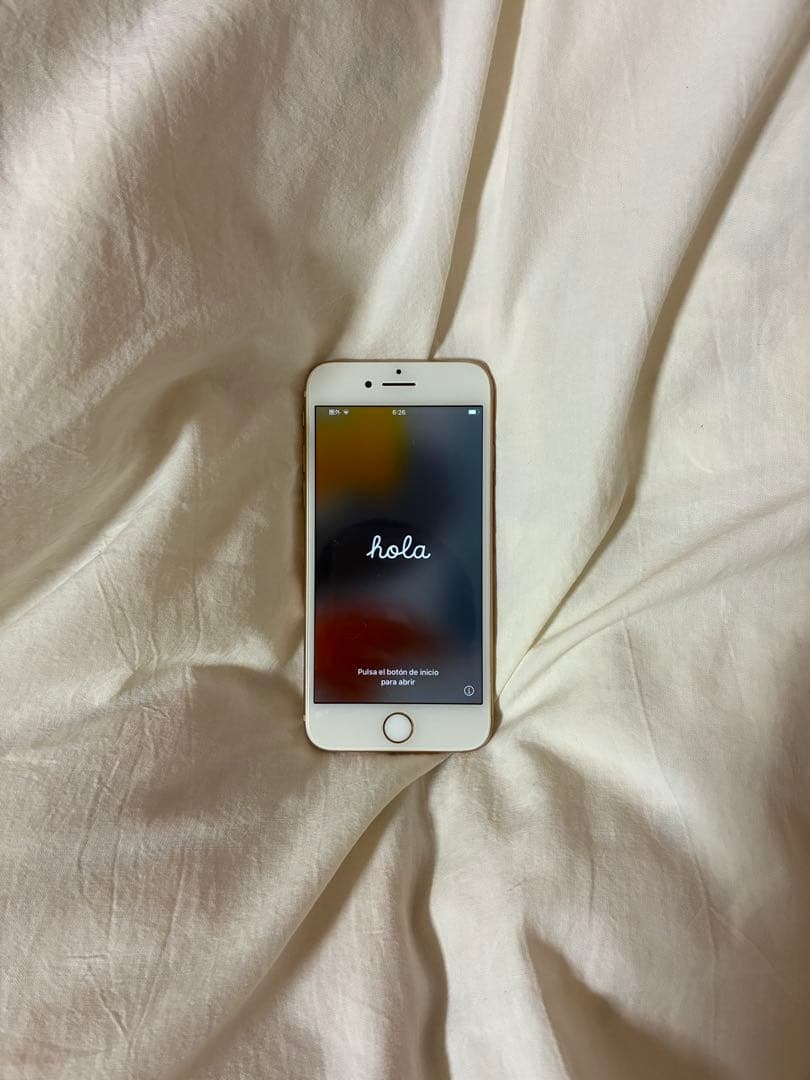 Apple iPhone 8 ゴールド 本体