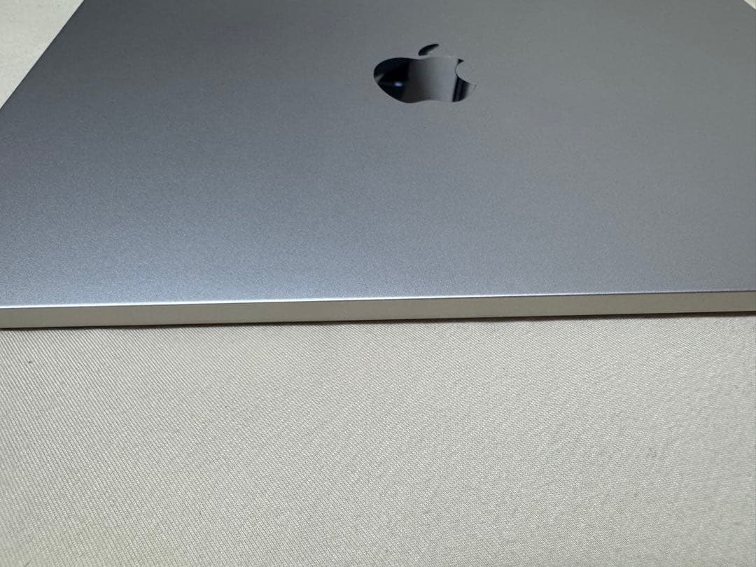 美品Apple MacBook Air M3 16GB 256GB スターライト