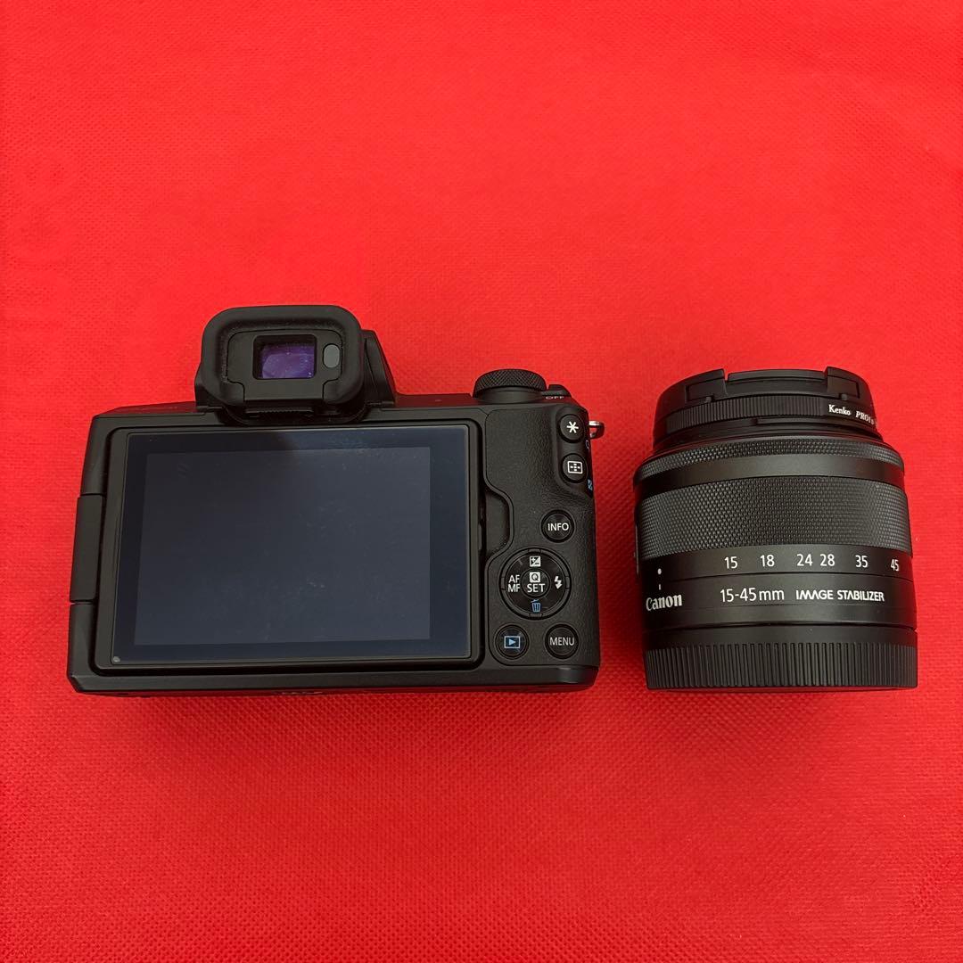 Canon EOS KISS M EF-M15-45 IS STM レンズキット