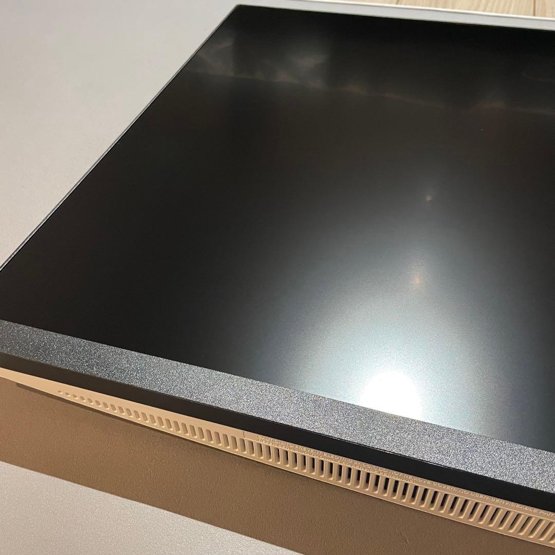 【美品】LG 32UQ850V-W 4K 31.5インチ IPS Black