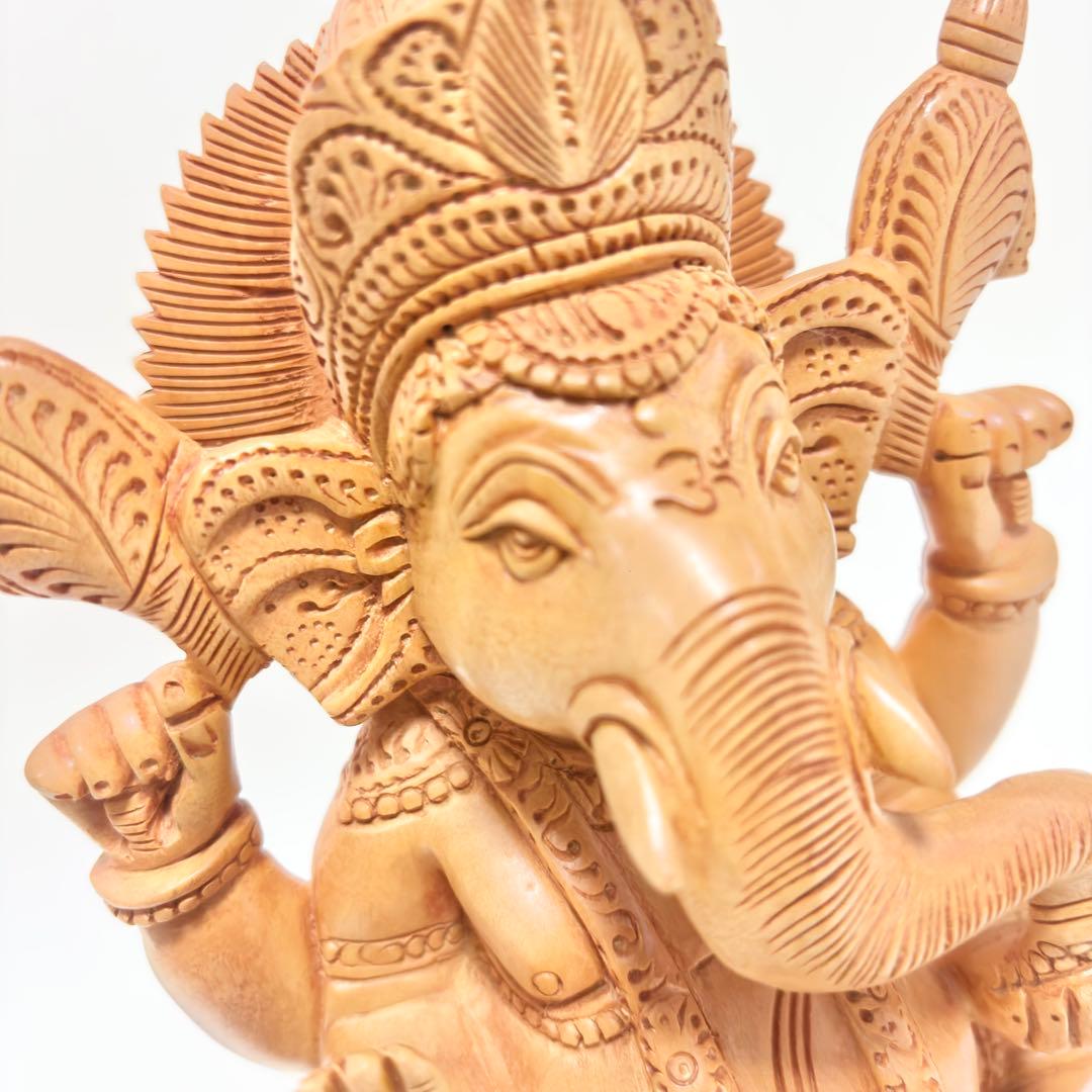 ま*こ様 【大】神木カダムウッド製　木製　ガネーシャ像 置物 約23cm