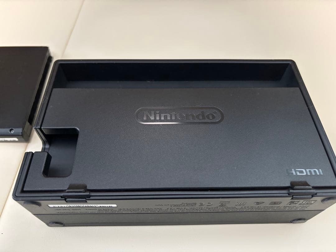 R*A様 Nintendo Switch 本体 ドックACアダプター付き