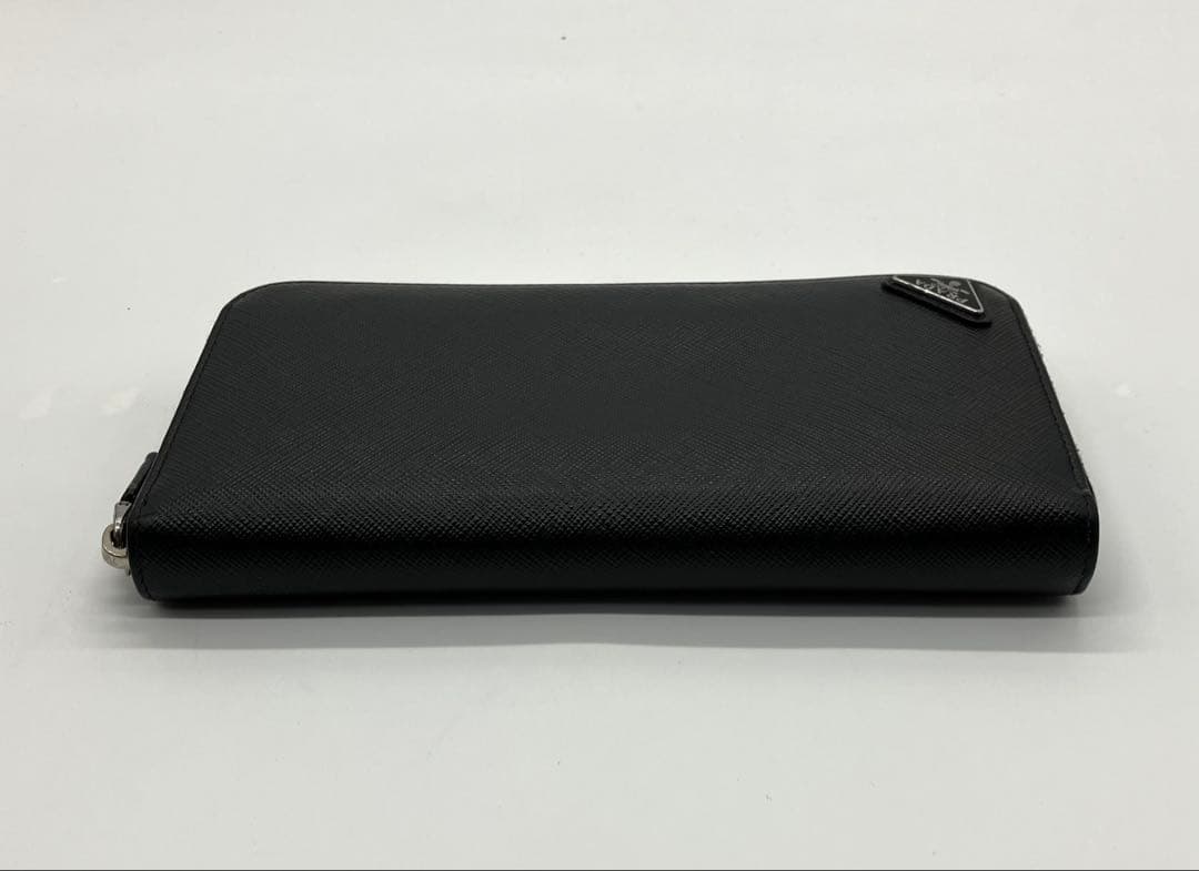 ⭐️ 美品 プラダ サフィアーノ トライアングル ラウンドファスナー 長財布