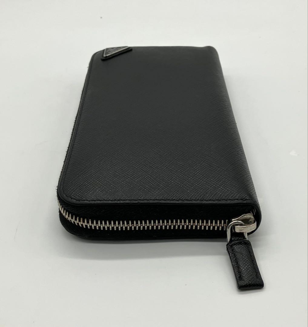 ⭐️ 美品 プラダ サフィアーノ トライアングル ラウンドファスナー 長財布