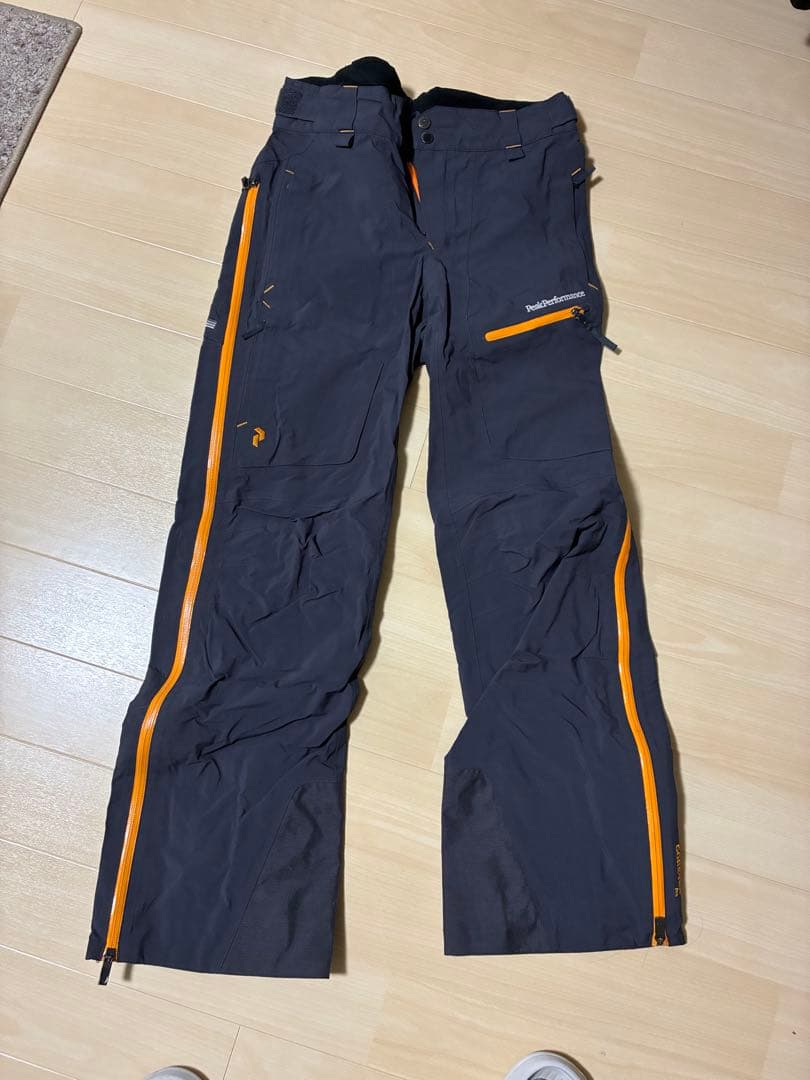 ピークパフォーマンス　レディースパンツ【スキー•スノーボード】