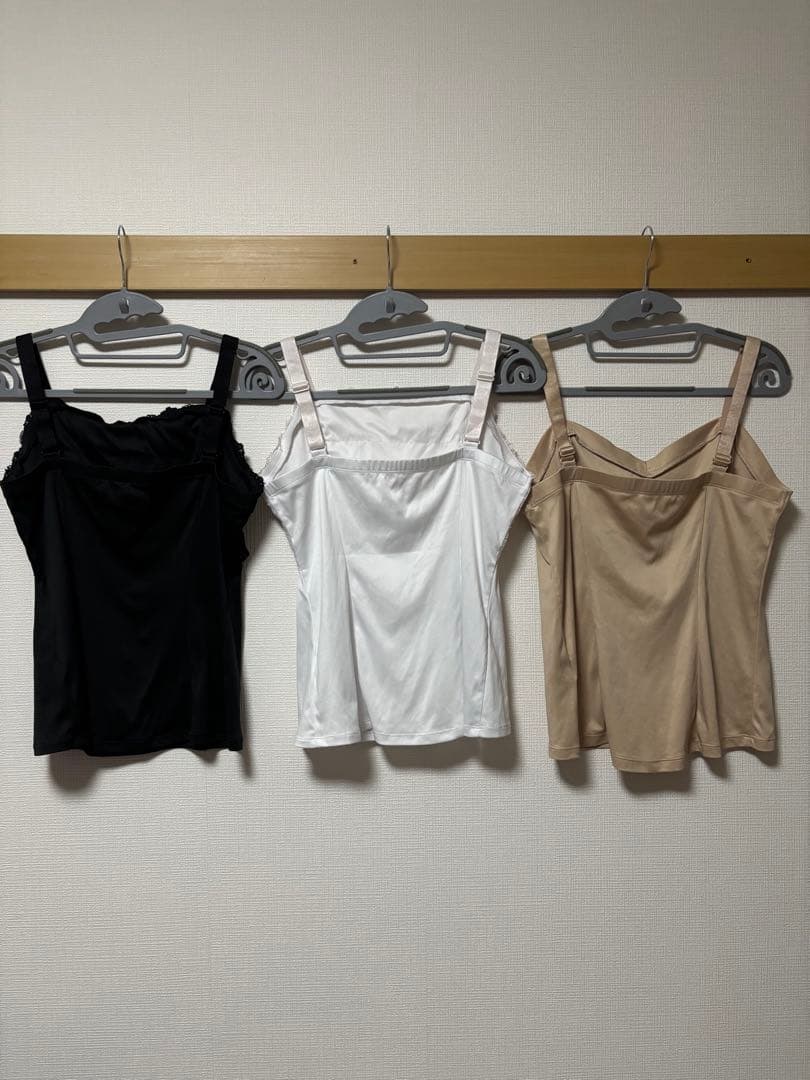 レースキャミソール と キャミソール の３点セット　オーバーイー overE