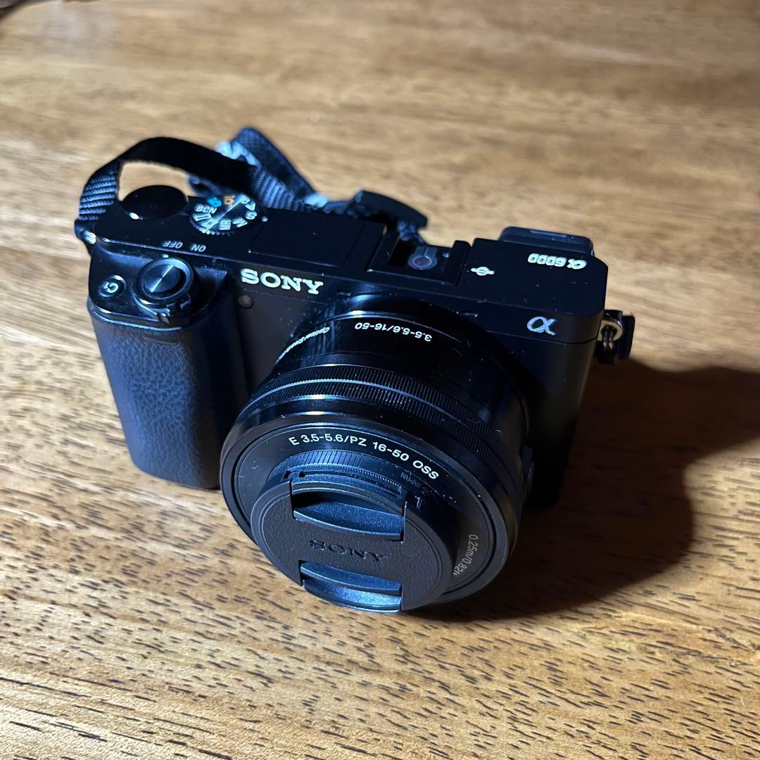 【レンズ付】Sony α6000 デジタル一眼レフ E 16-50mm