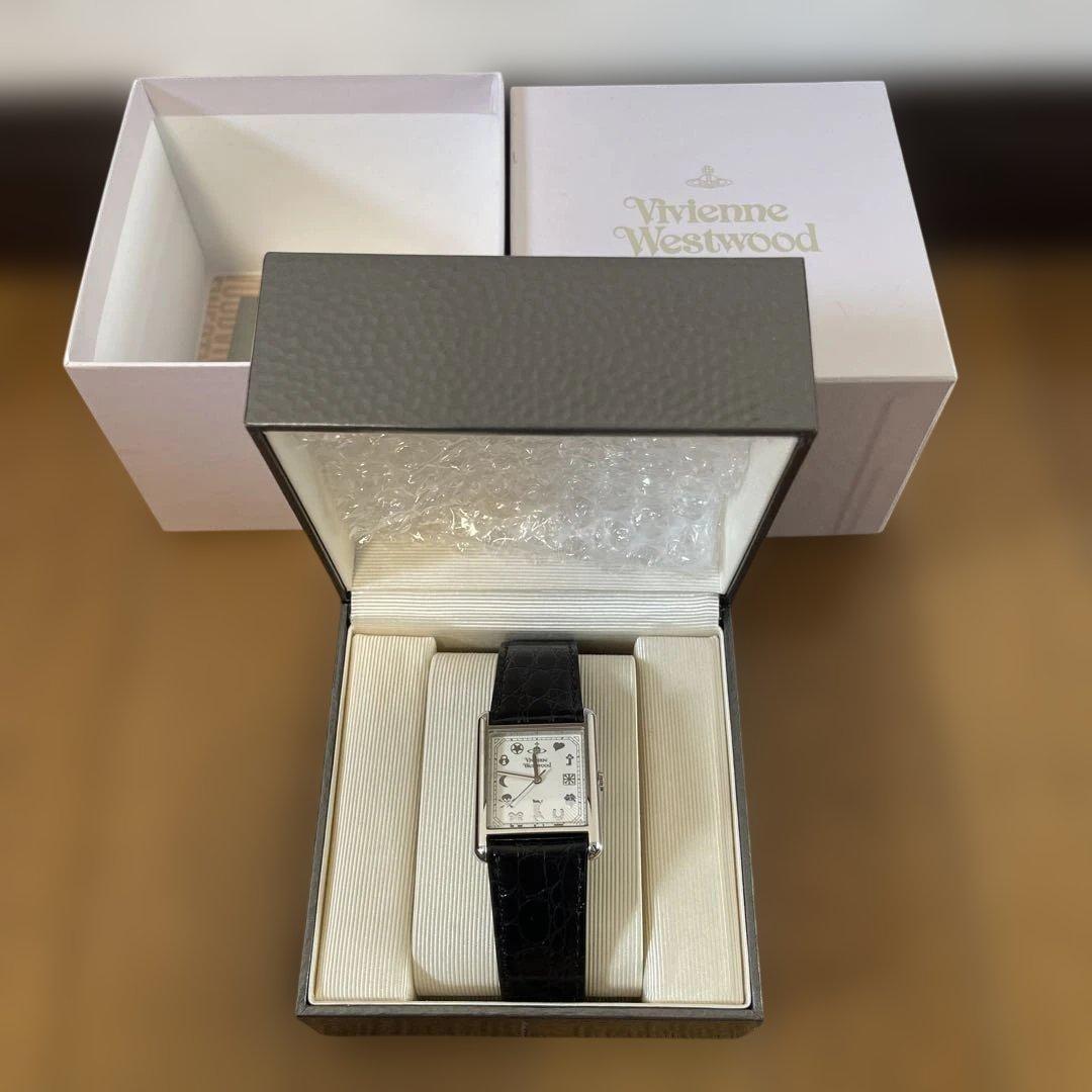 Vivienne Westwood 腕時計　VW10D8-09