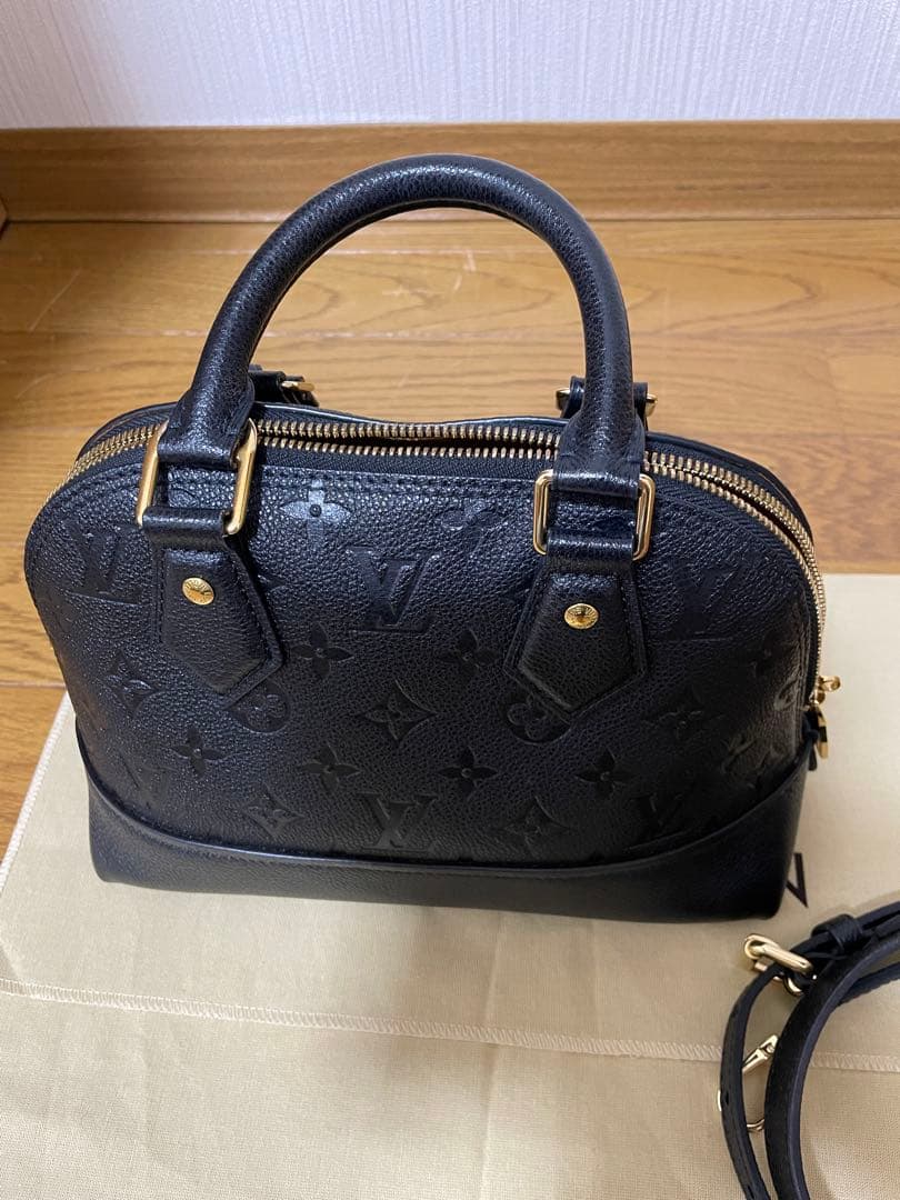 値下げ不可　ルイヴィトン ネオアルマBB アンプラントです