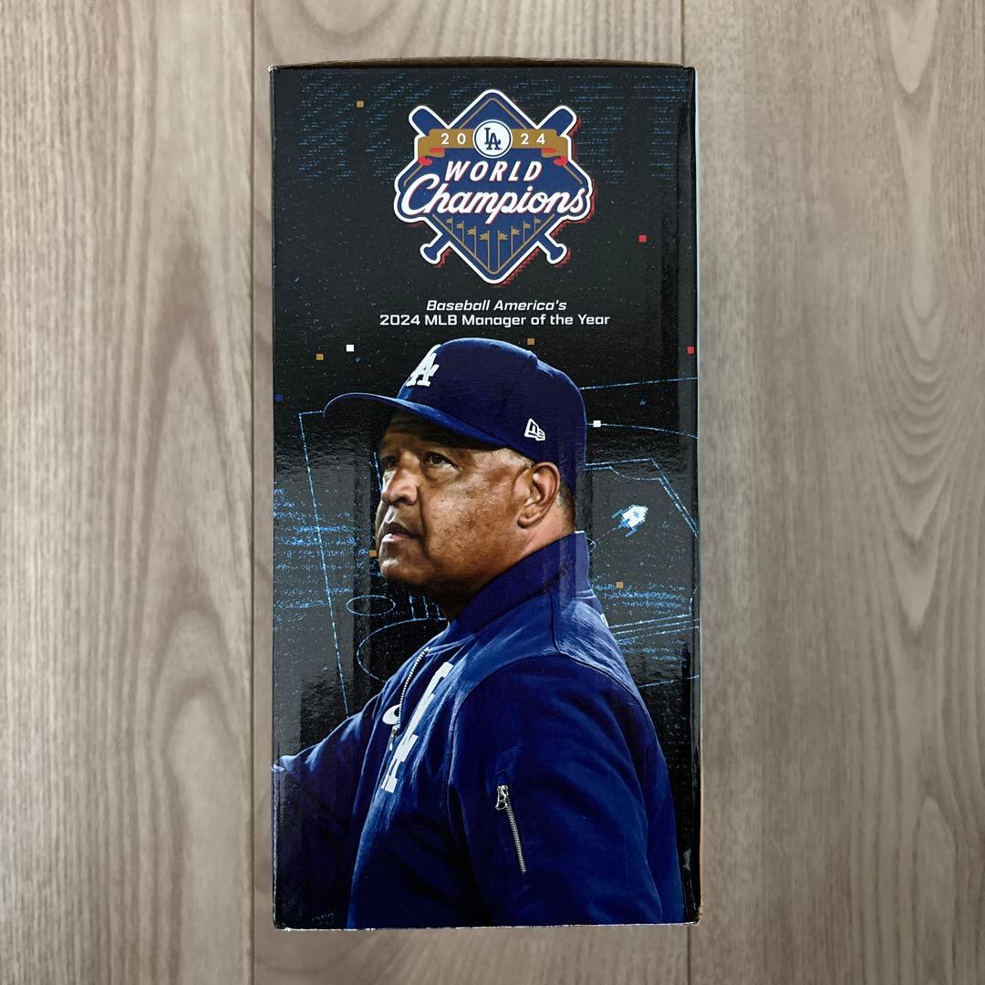 DODGERS DAVE ROBERTS ボブルヘッドフィギュア