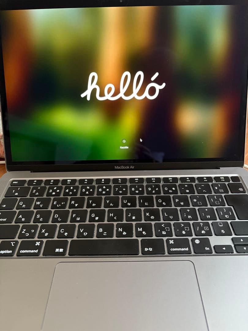 MacBook Air:M1/13インチ、8GB RAM、256GB