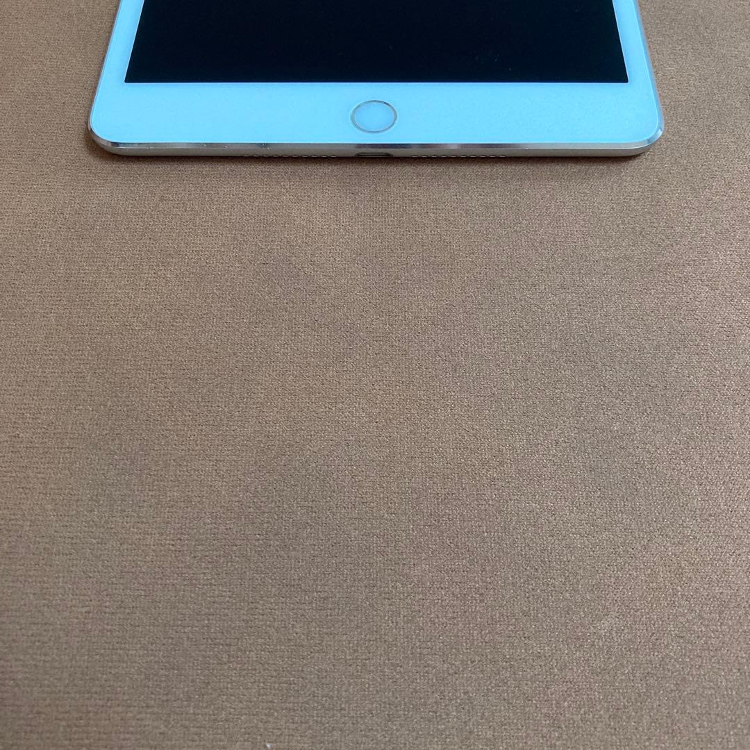 217 美品☆電池最良好☆iPad mini4第4世代128GB SIMフリー☆