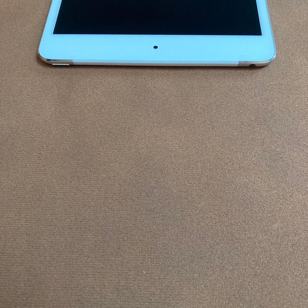 217 美品☆電池最良好☆iPad mini4第4世代128GB SIMフリー☆
