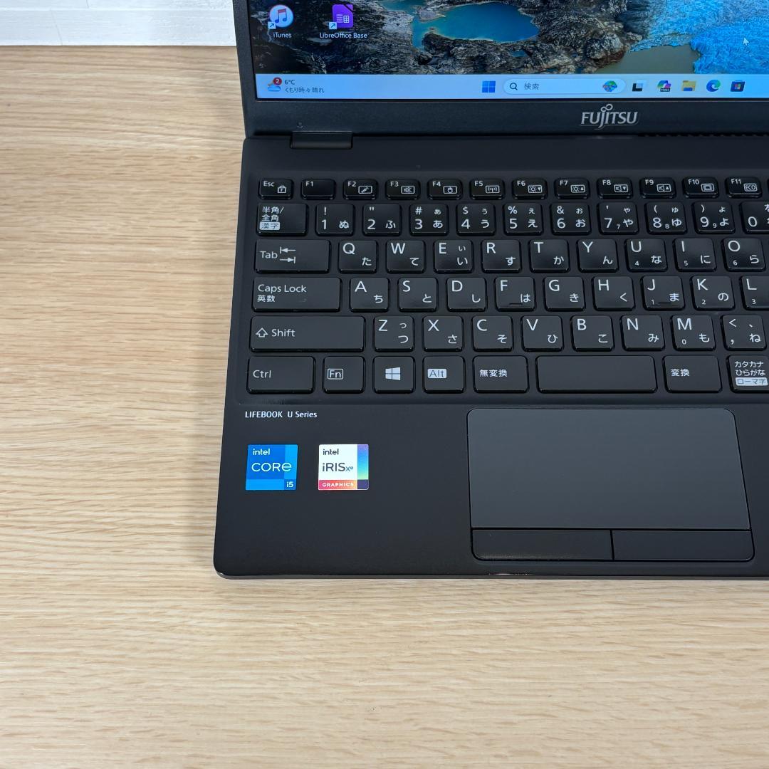 富士通　11世代i5　ノートパソコン　Windows11　ハイエンド　AI　09