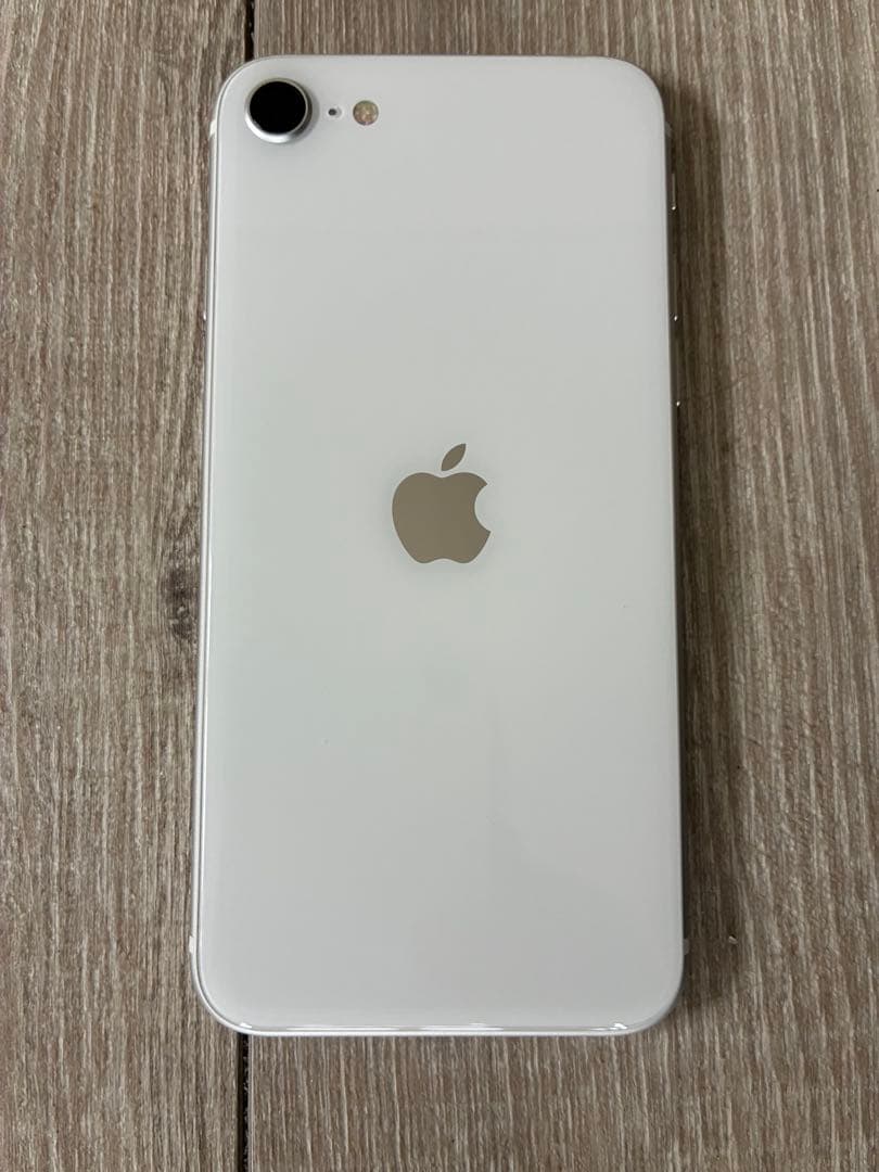 E*8様 Apple iPhone SE (第2世代) ホワイト 美品