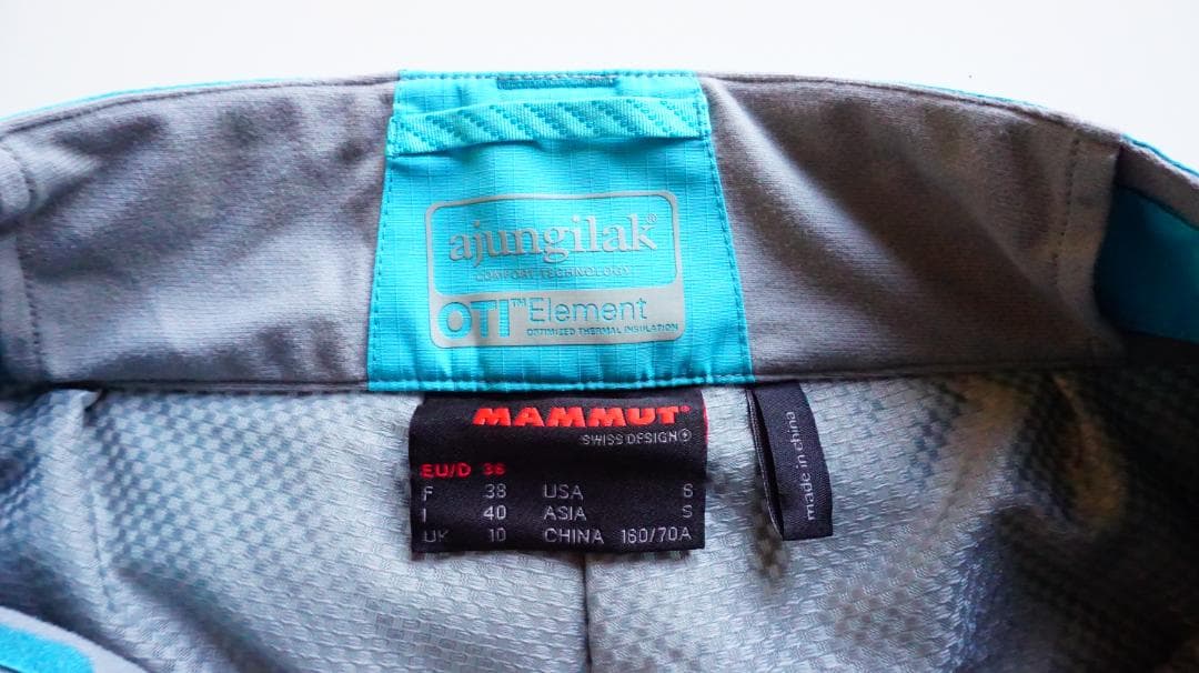 Mammutマムート　新品未使用　スキーパンツ　海外レディースS