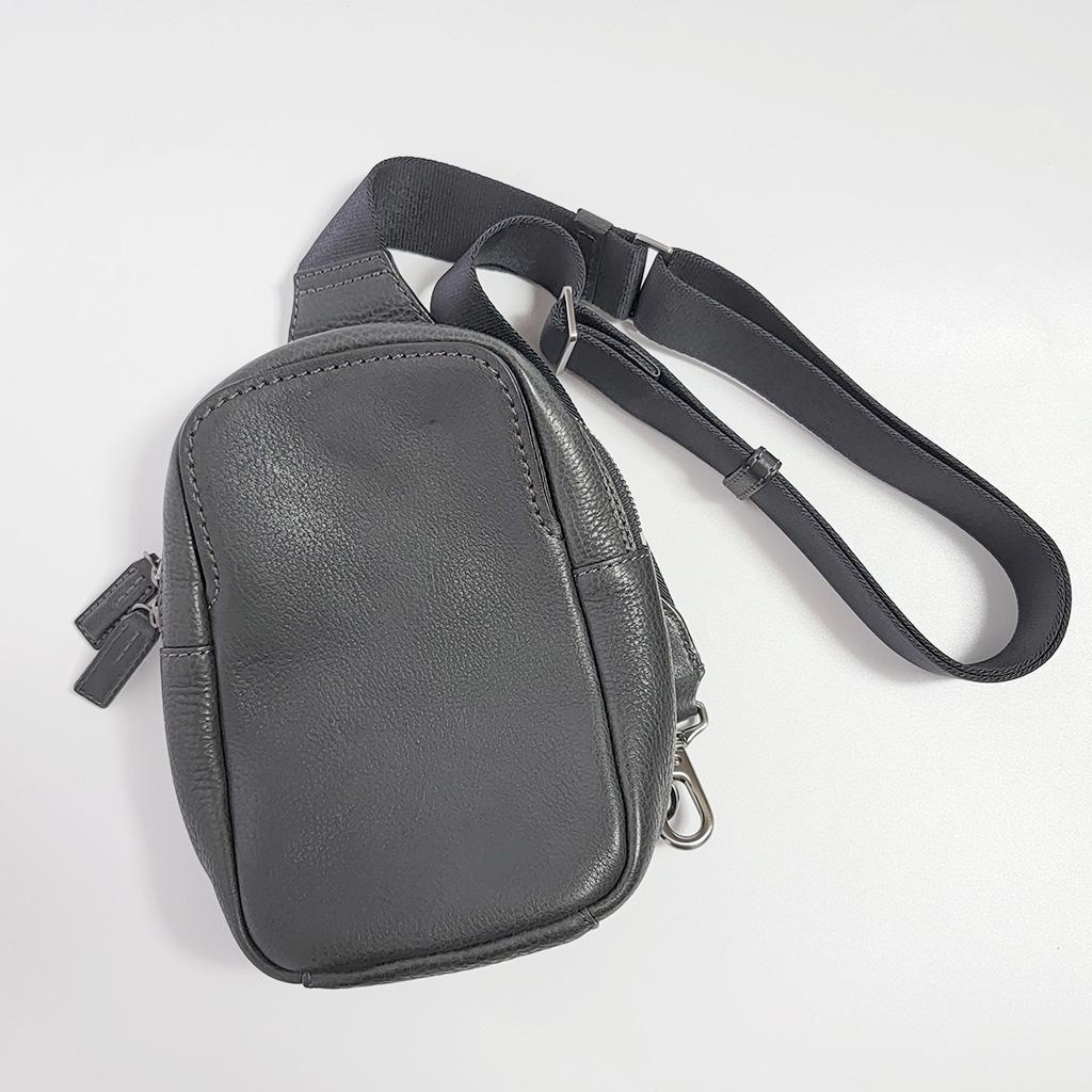 【ぺこ】土屋鞄トーンオイルヌメ クロスボディバッグレザー　ブラック黒　美品