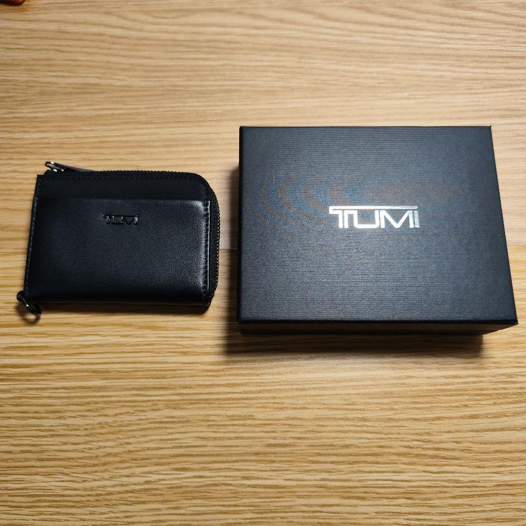 【未使用】TUMI Lジップカードケース