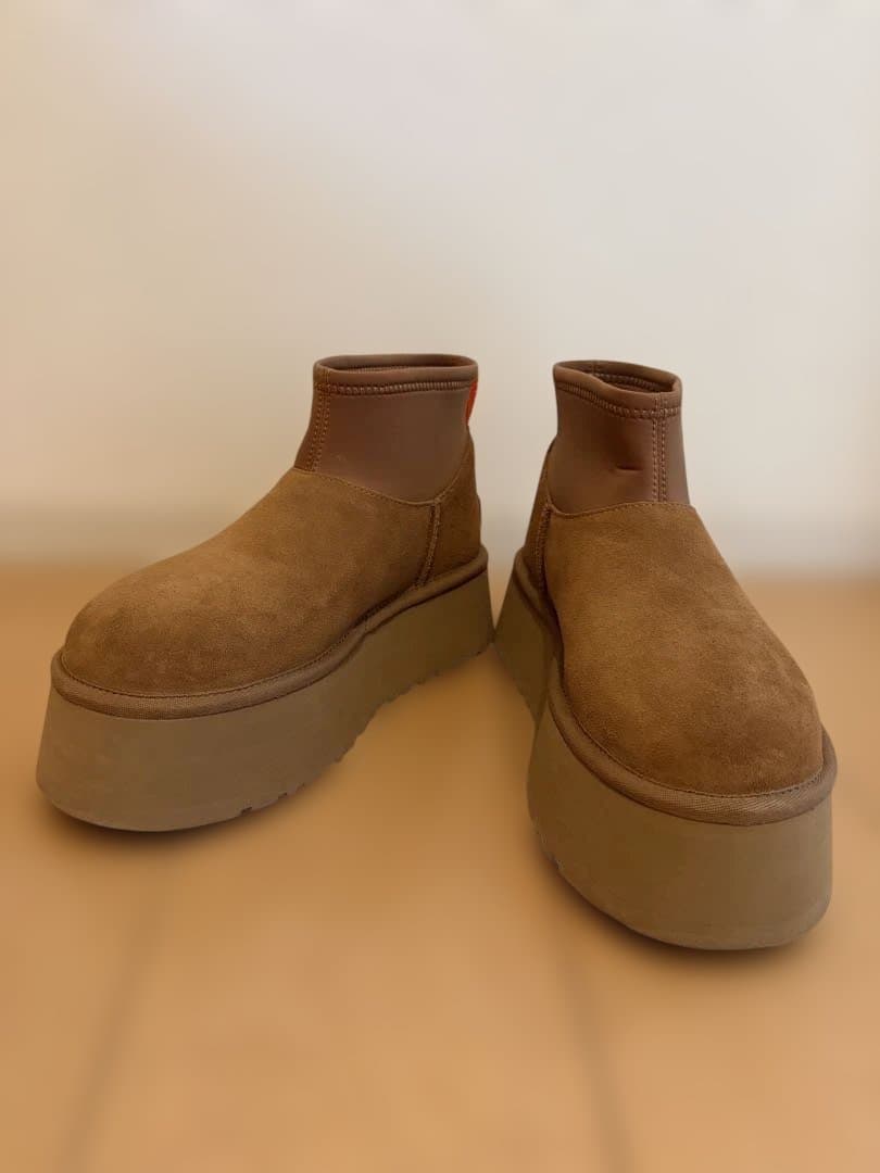 最終値下げ‼️【UGG】クラシックミニディッパー プラットフォーム ムートンブーツ