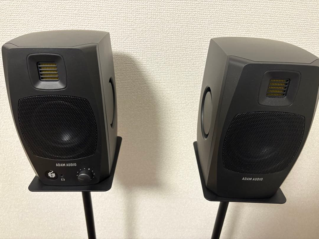 D3V ADAM AUDIO スピーカー 黒 スタンド付