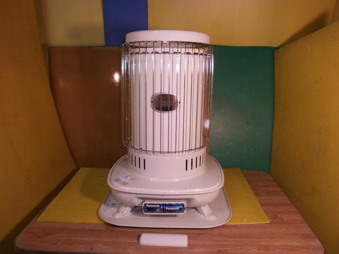 送料無料　　数回使用綺麗、コロナ SL-6６-19　 2019年