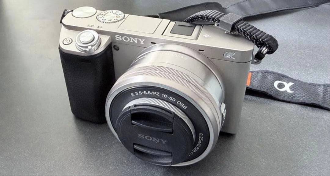 げ*い様 SONY α6000 ミラーレス一眼 Eレンズ付き