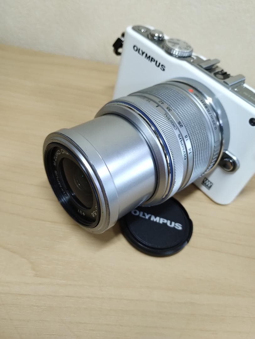 ✨スタイリッシュ✨ OLYMPUS PEN Lite E-PL3 レンズキット