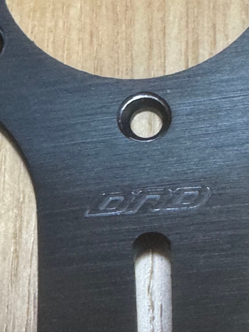 DND ステアリング　レザー製