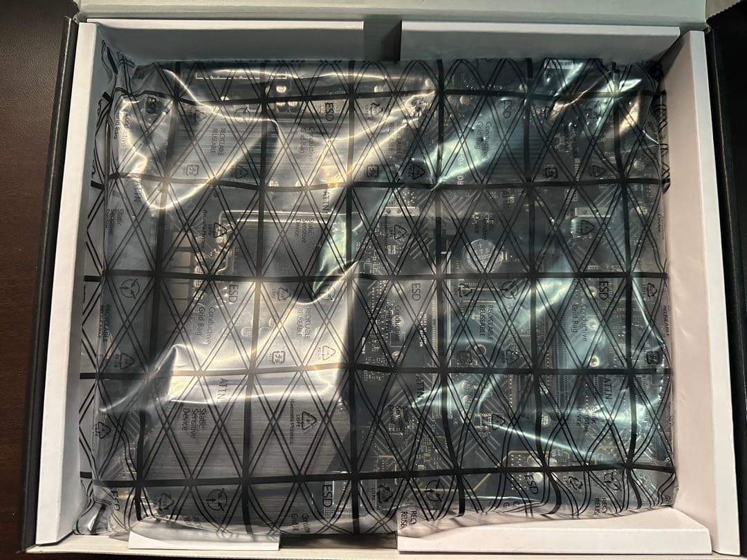 MSI PRO Z690-P DDR4 マザーボード