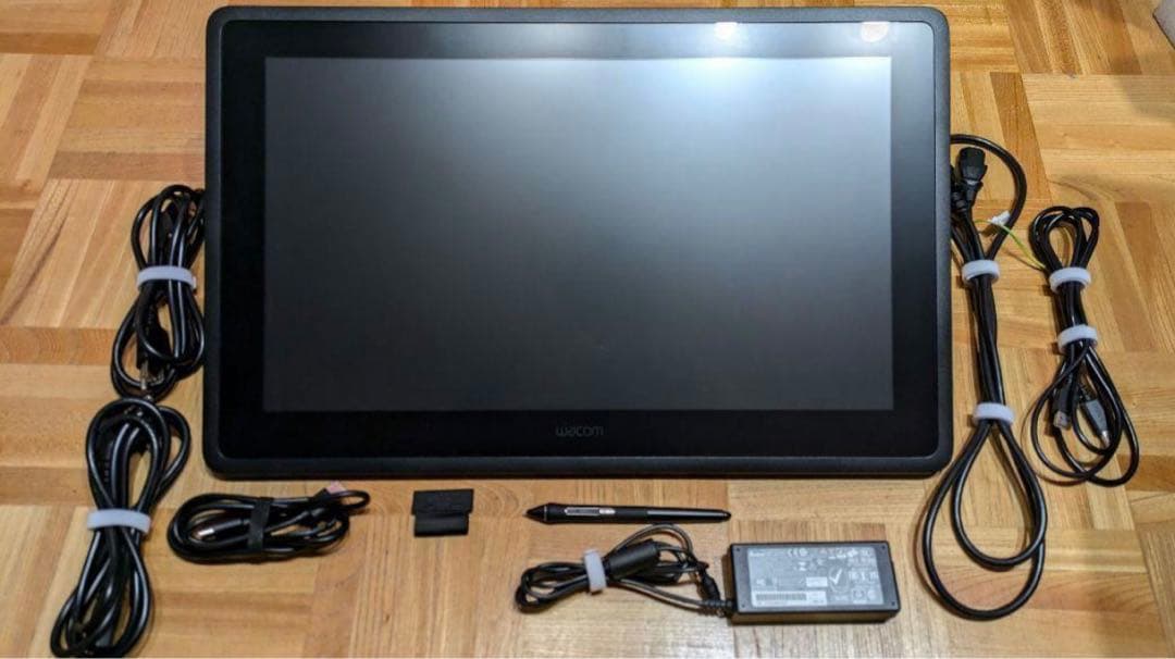 液タブ・ペンタブ Wacom Cintiq 22 DTK2260K0D