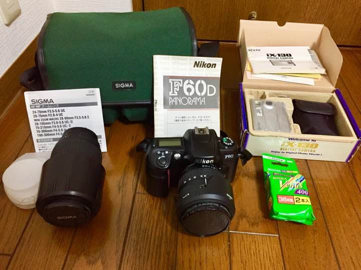 カメラ4点セット（①SIGMAレンズ ②ニコン一眼レフ ③使い捨て ④デジカメ）